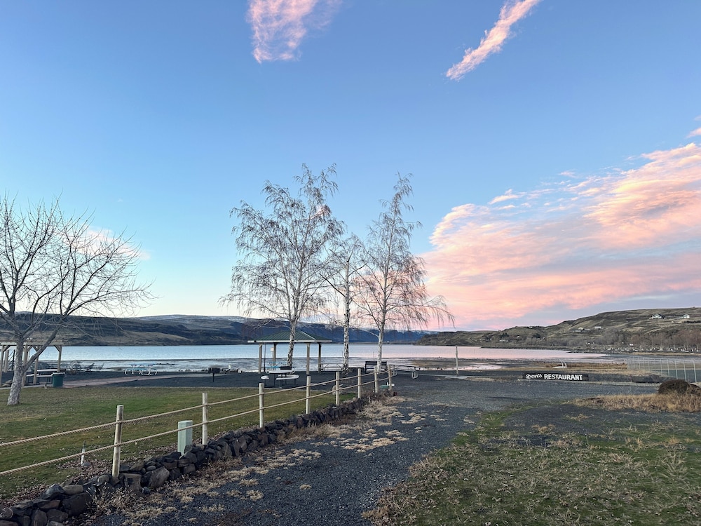 Soap Lake Natural Spa & Resort