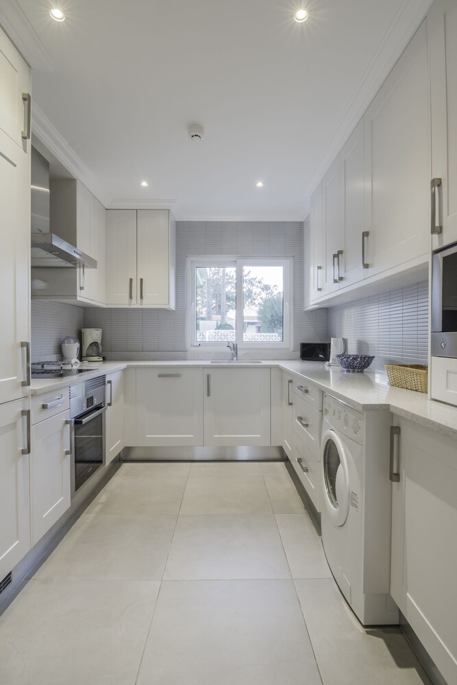 Valverde Properties