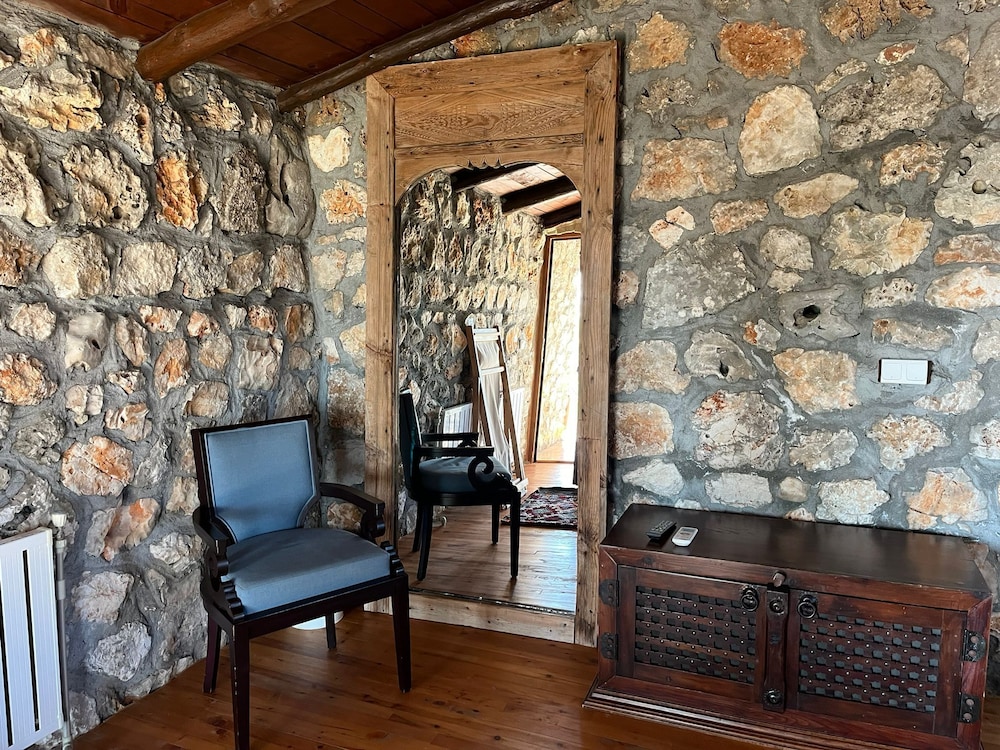 Kale Lodge - Adults Only - Image 32