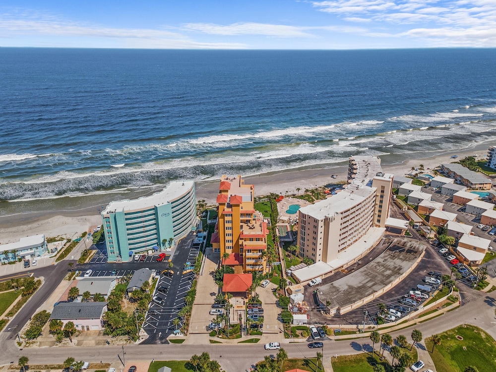 Atlantic Villas 102