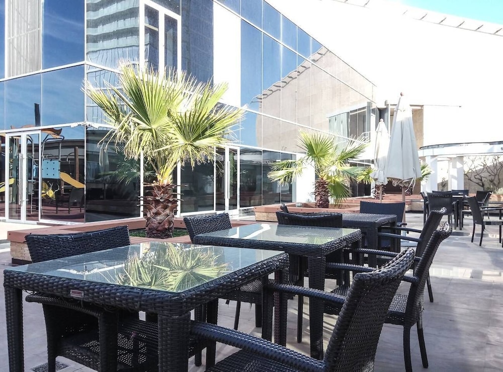 Stylish and Light Studio in Difc!