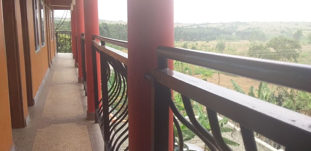 Elite Lodge view 5