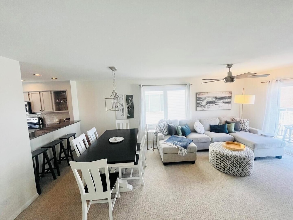 Rodney Avenue 107d