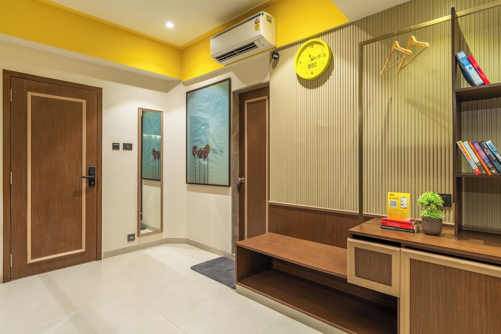The Hosteller Mumbai, International Airport