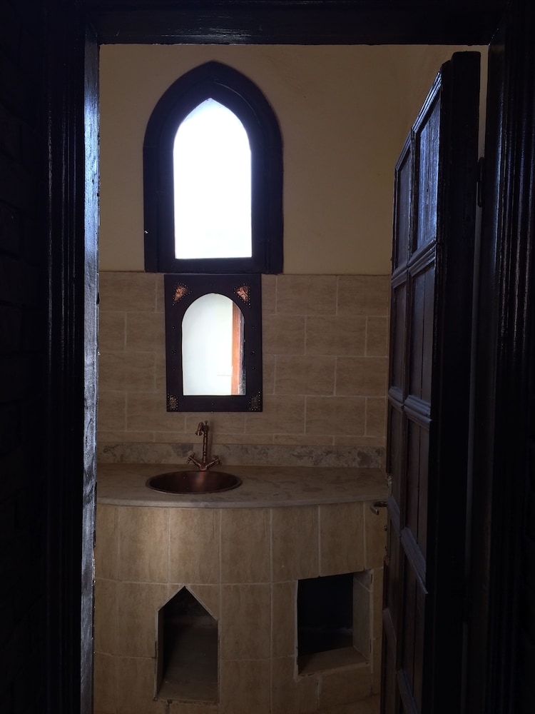 Photo 38