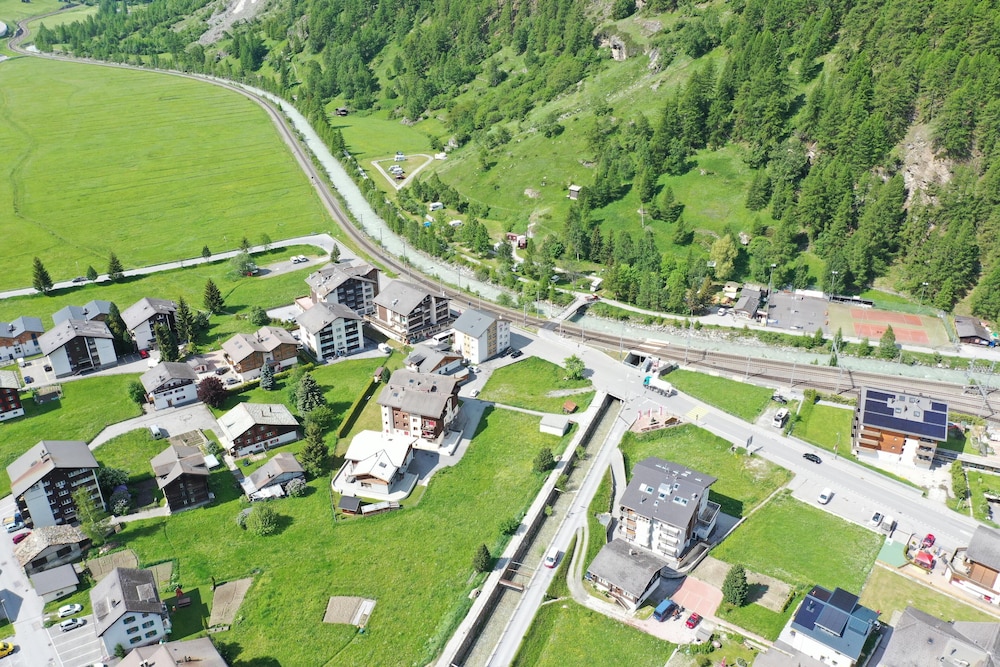 Comfortable Studio Your Home Near Zermatt