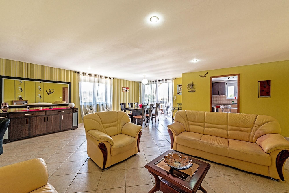 Villa Guinevere-with Private Pool view 5