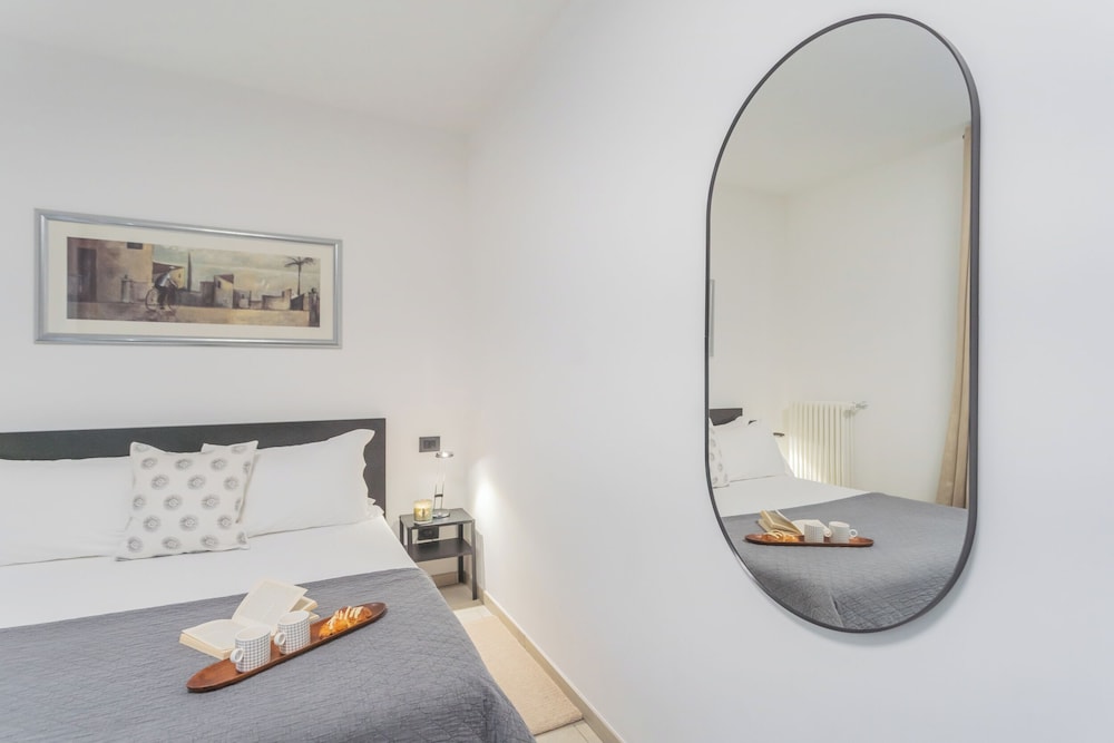 We Lake Como by Rent all Como