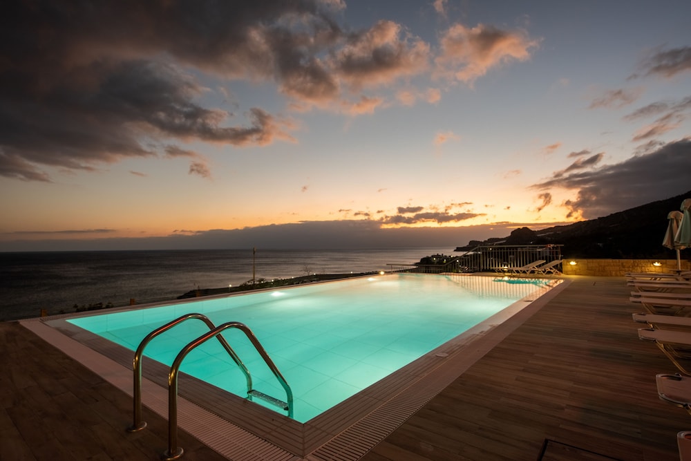 Portela Suites Kastri