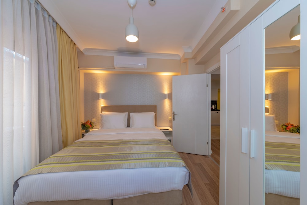 Feri Suites - Image 89