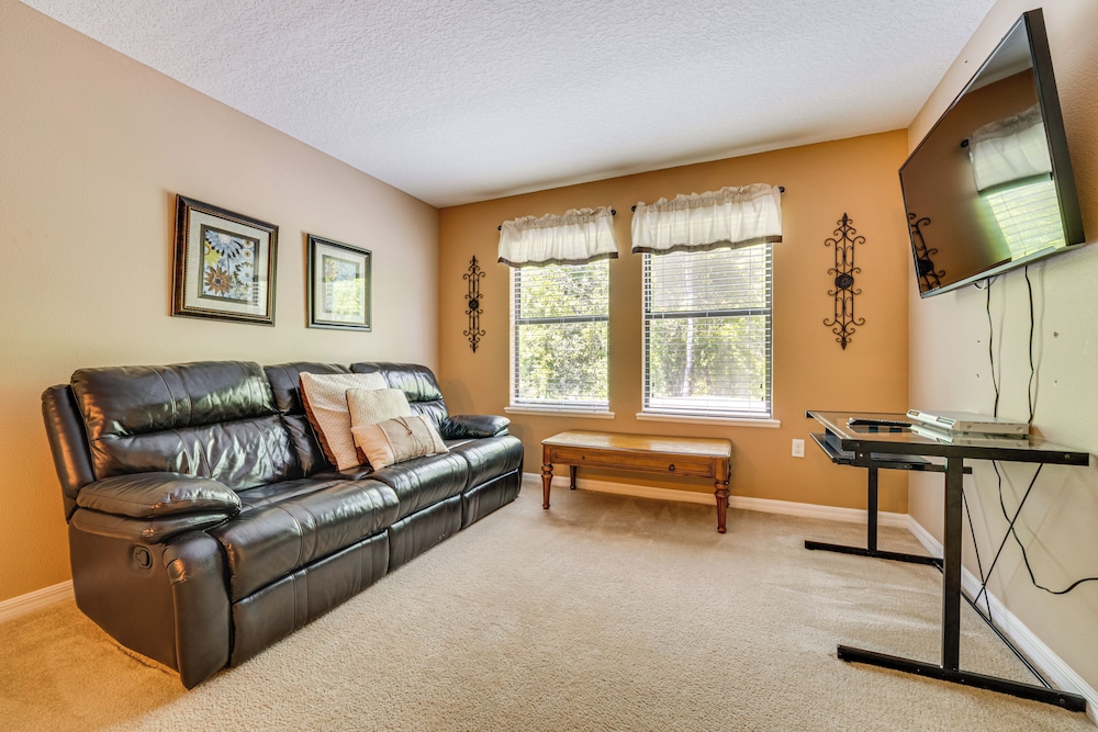 17 Mi to Disney: Getaway in Davenport w/ Game Room