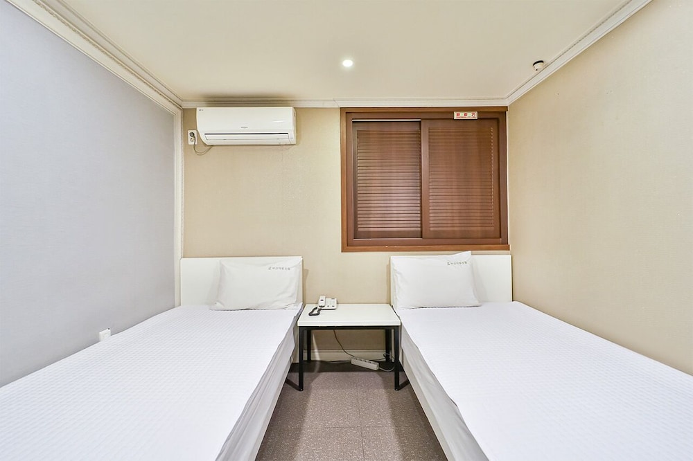 Top Motel
