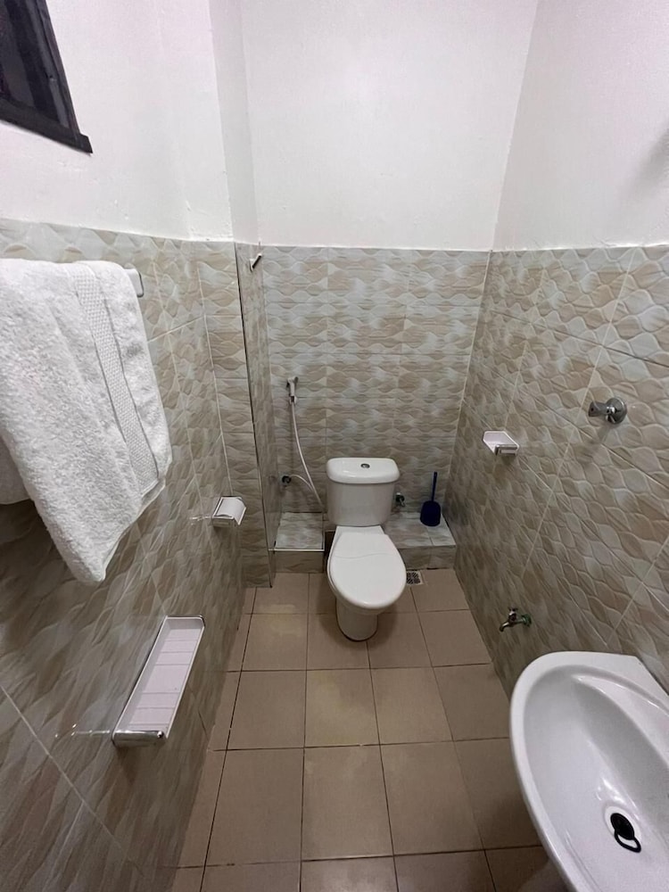 Lux Suites Mkomani Holiday Apartments