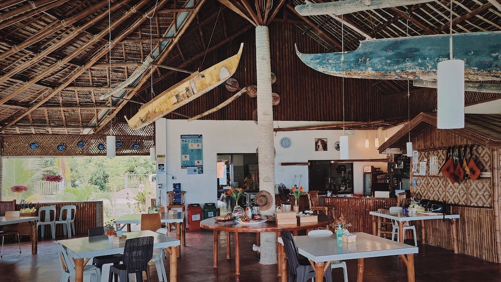 Cuestas Beach Resort & Restaurant