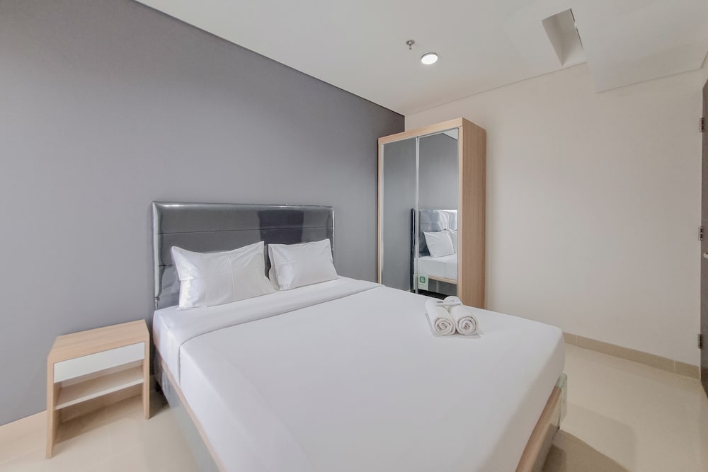 Well Furnished 1Br At Patraland Amarta Apartment