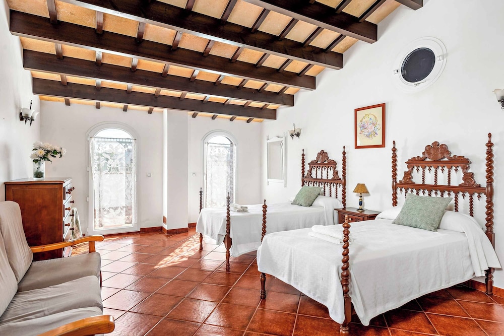 Villa Juana Blanes