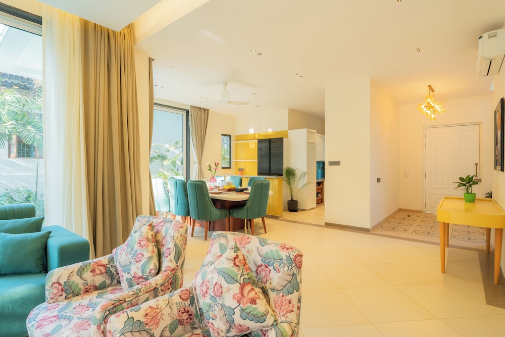 ELIVAAS Laguna Camellia | Luxe 4 BHK Villa Near Popular Beaches with Private Pool