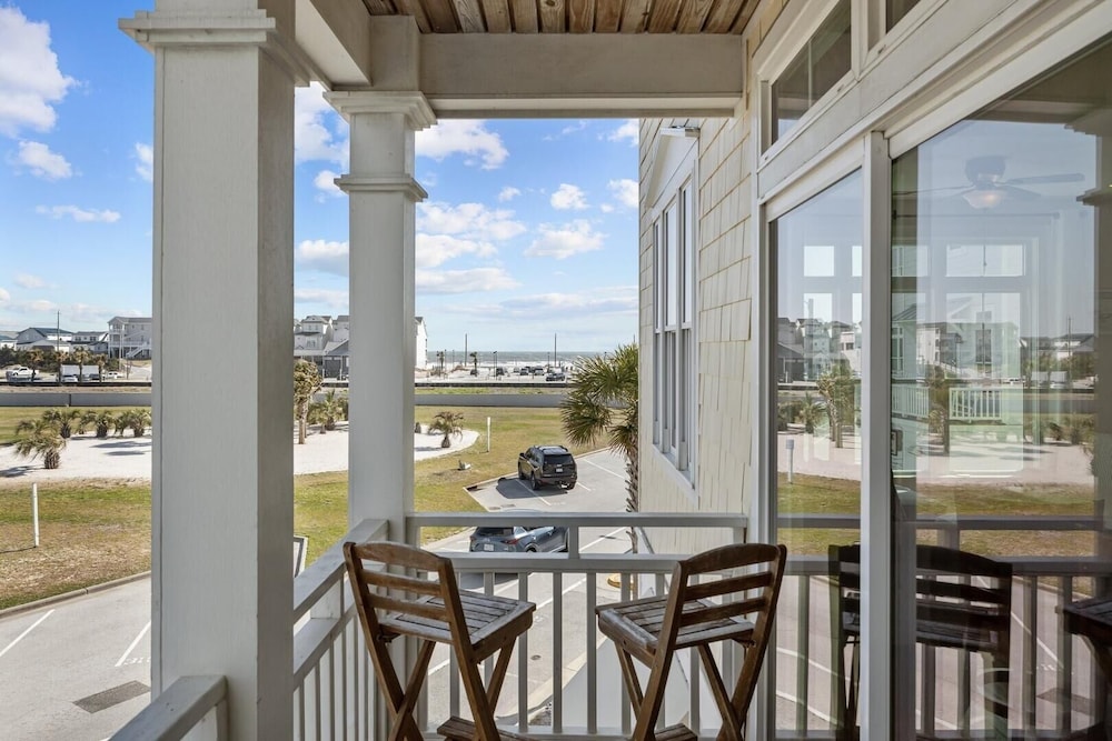 Exhibit E 2 Bedroom Townhouse