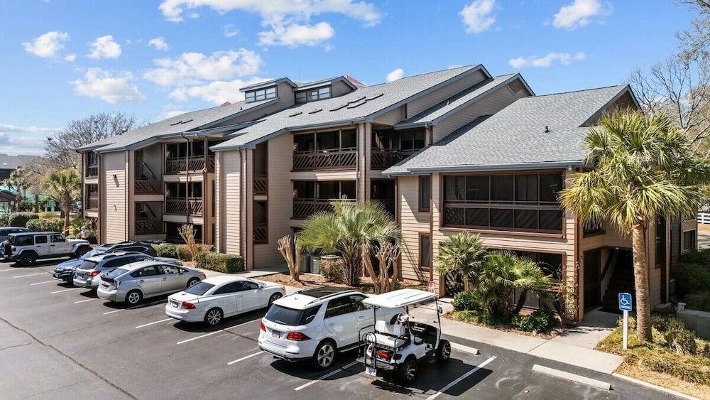 Heron Pointe C12 2 Bedroom Condo