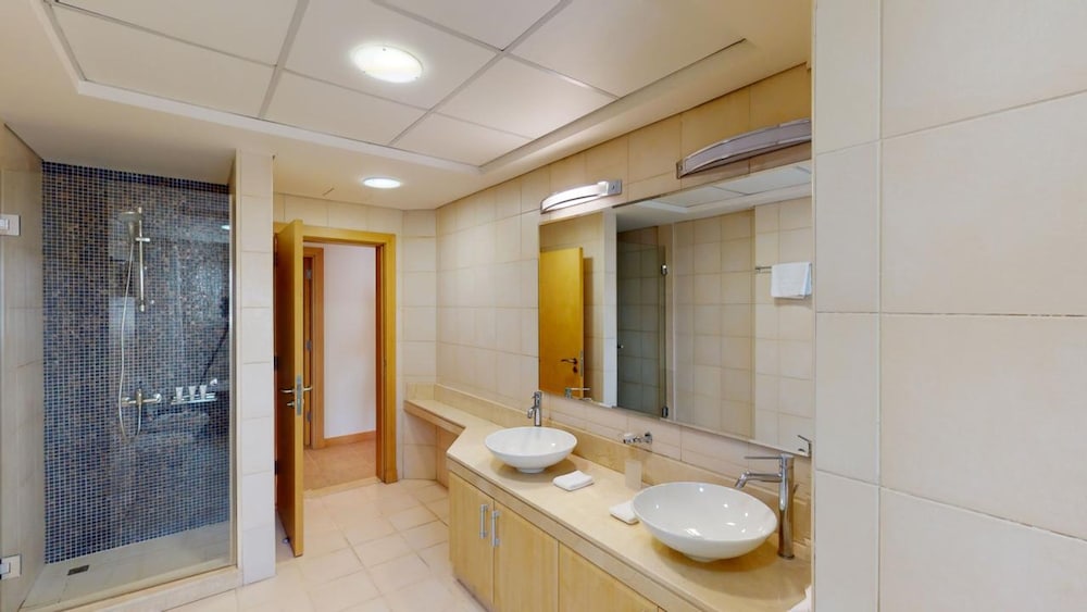 DVH Dabas Palm Shores Elegant Four Beds