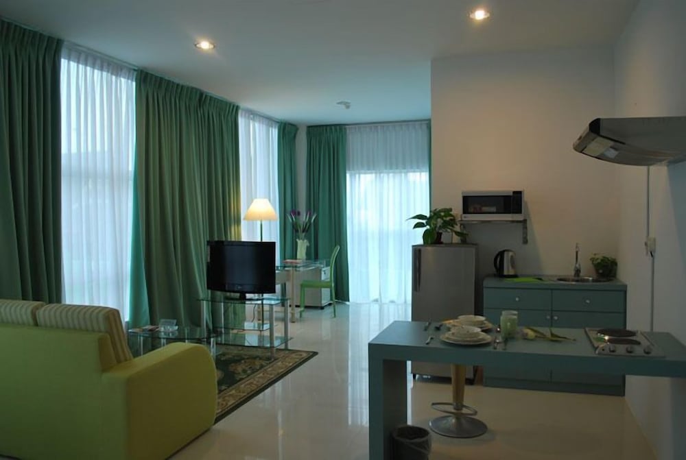 Mciti Suites
