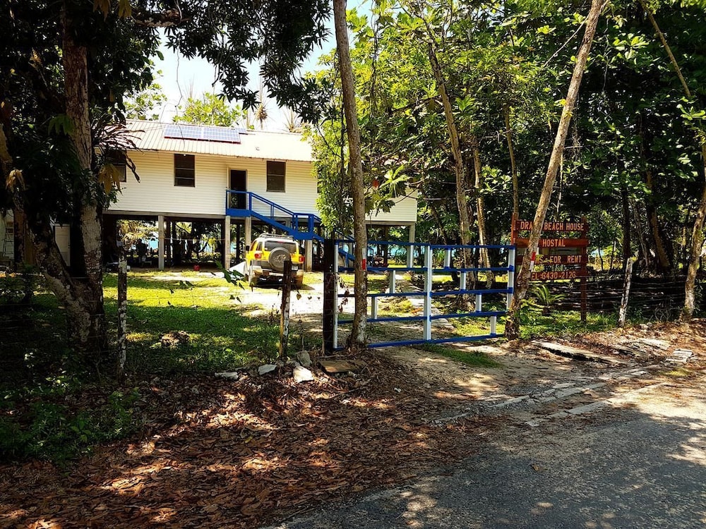 Drago Beach House