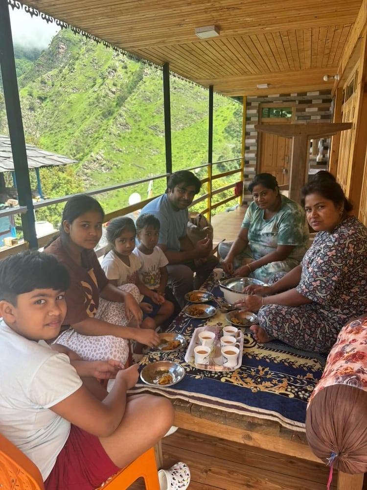 Viraaj Homestay