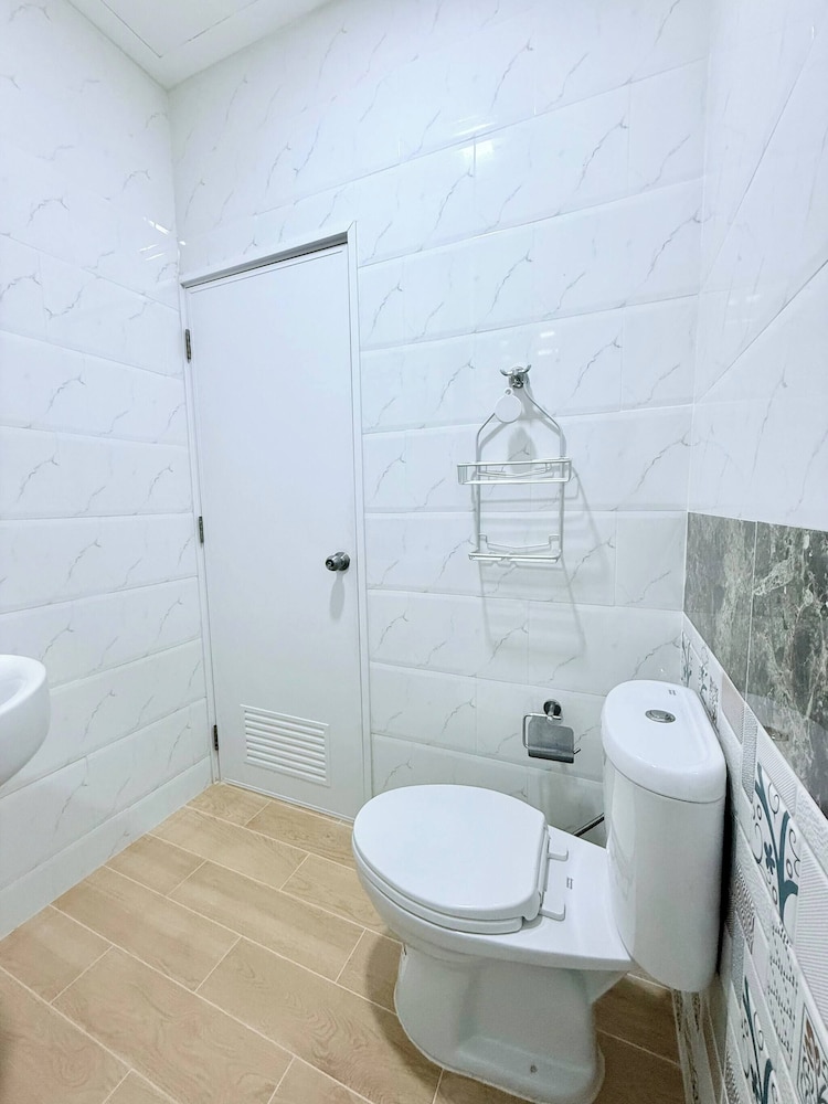 Minimalist Townhome Stay