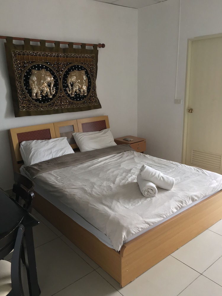 Jomtien Hostel