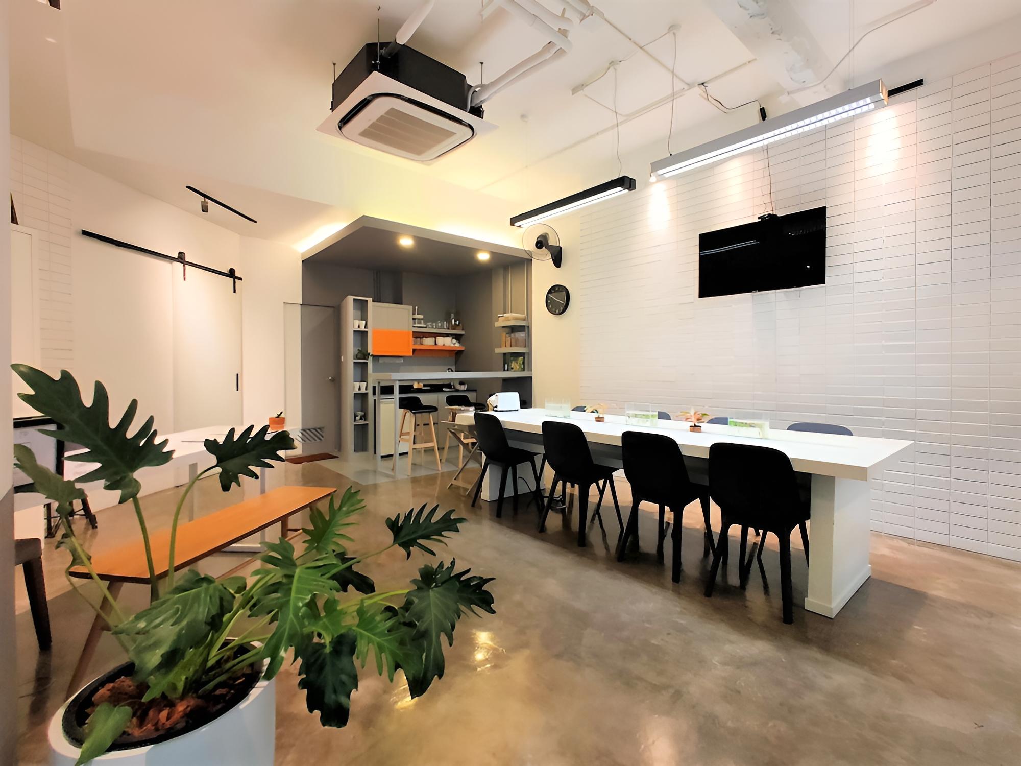 Silom Studios