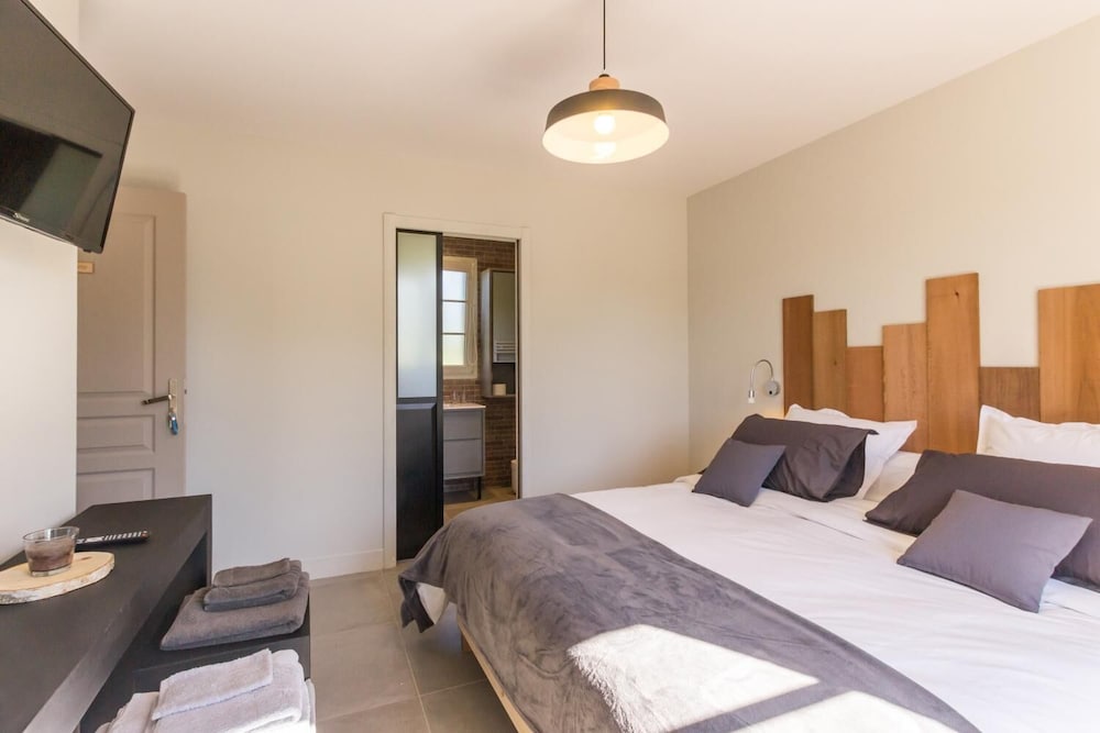 Chambres Le Tirel view 3