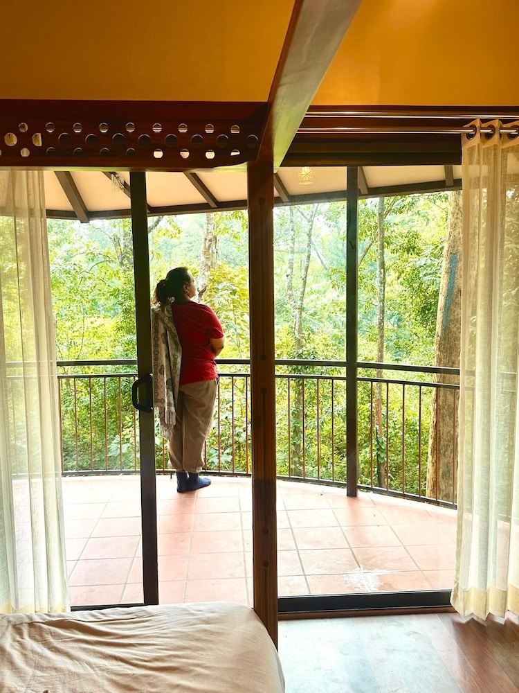 Pugmarks Jungle Resort
