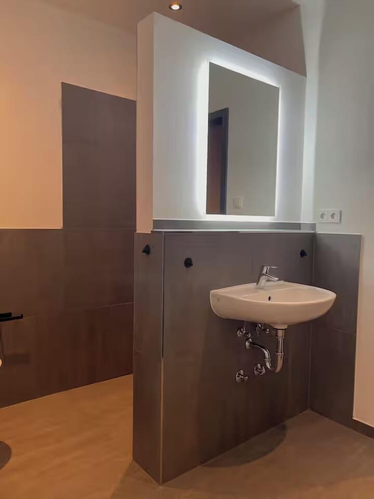 A & B Apartment u. Zimmervermietung eGbR