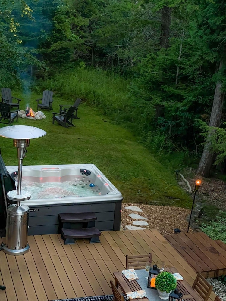 Firefly Lodge Boardman River Hot Tub Woodstove