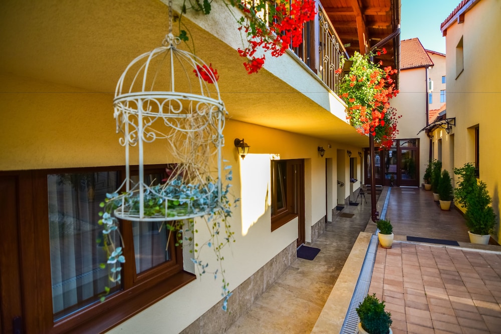 Rosen Villa