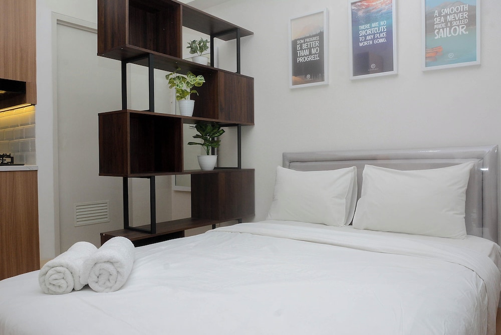 Brand New and Fresh Studio Apartment Podomoro Golf View