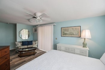The Seashell. Private Home #54561 3 Bedrooms 2 Bathrooms Home view 4