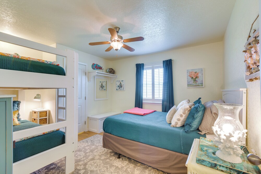 Walk to Shore: Surfside Beach Home w/ Bay Views