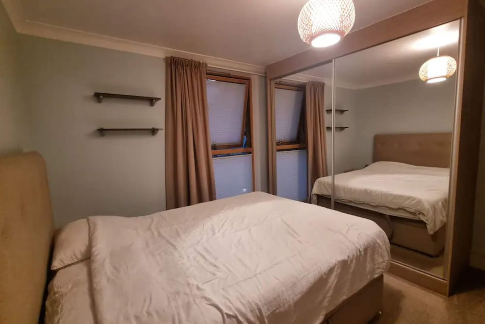Cosy and Stylish 1bedroom Flat w/ Balcony, Camberwell!