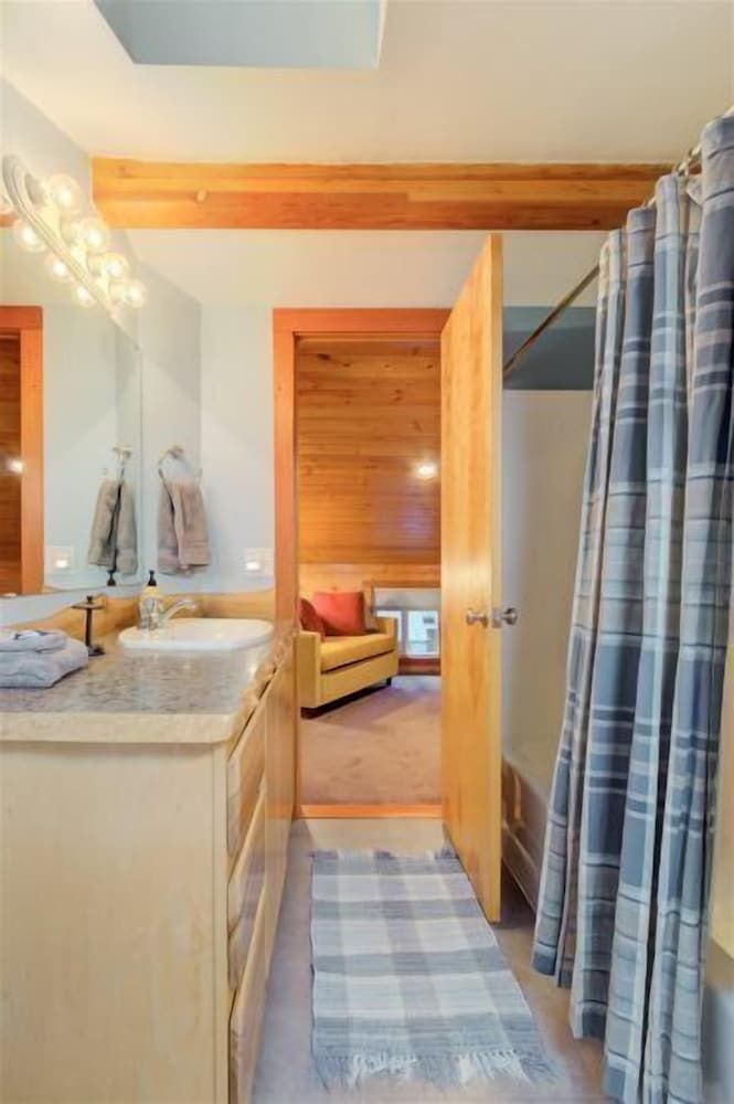 Elk House view 2
