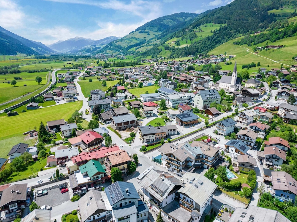 Apartment in Uttendorf Near Ski Slopes