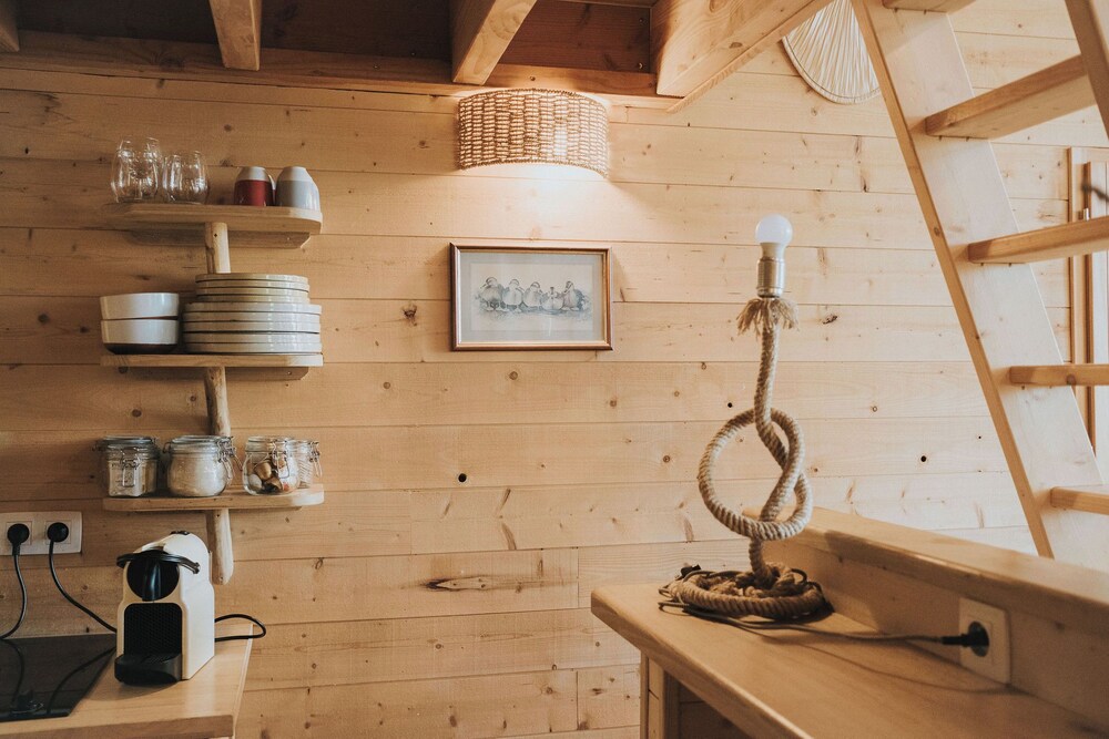Cabane de la Saône by Lyon Country House