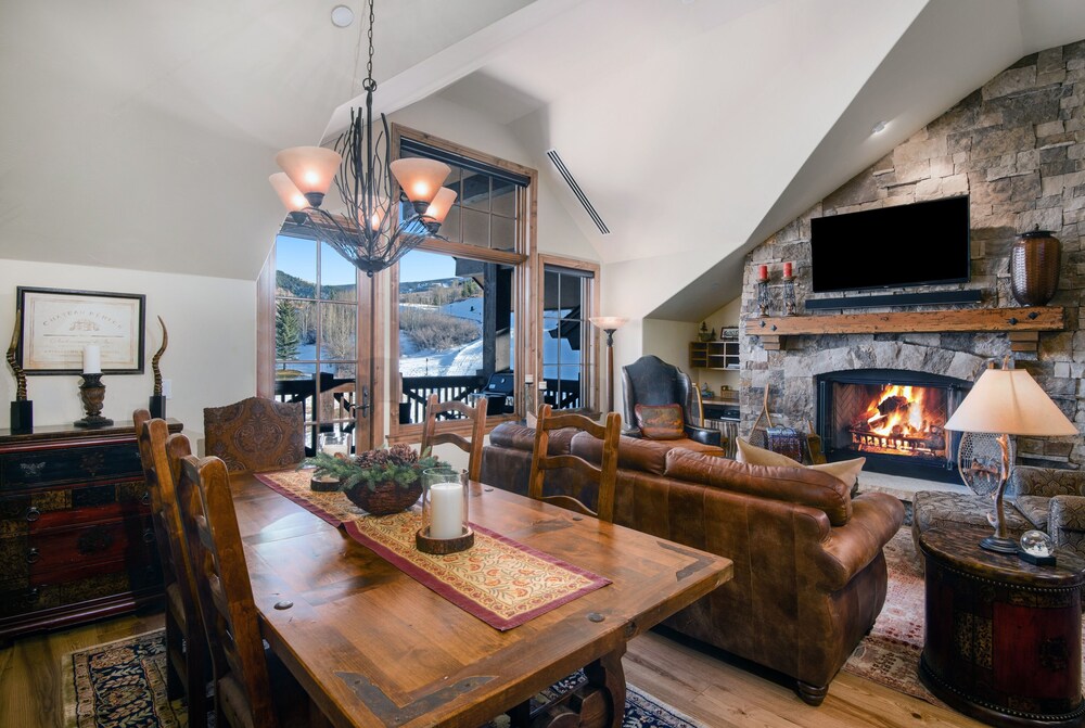 Beaver Creek Landing A404 3 Bedroom Condo by RedAwning view 2