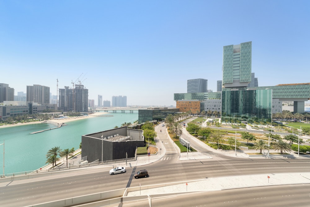 Silkhaus Al Maryah Vista 1