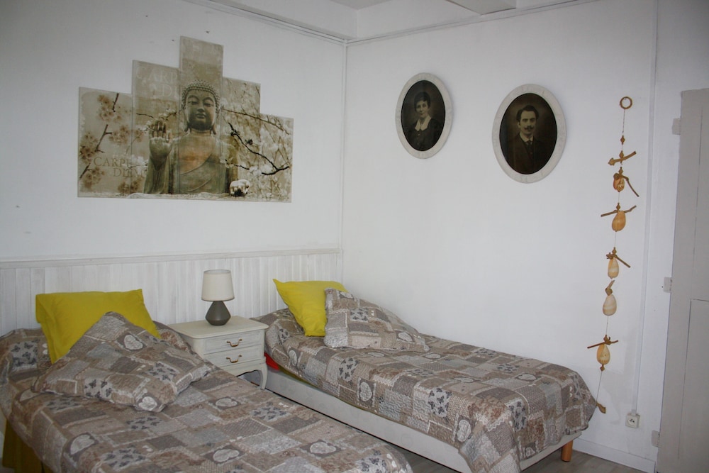 Mas de Bellegou B&B view 2