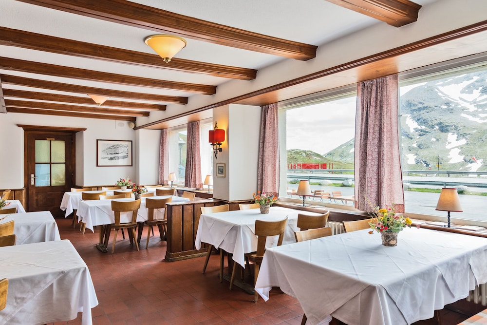 Hotel Bernina Hospiz - Hostel