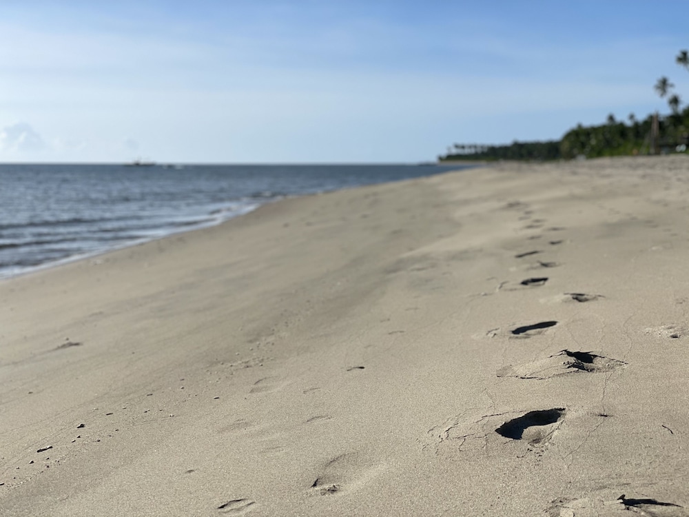 Footprints Beach Resort 114