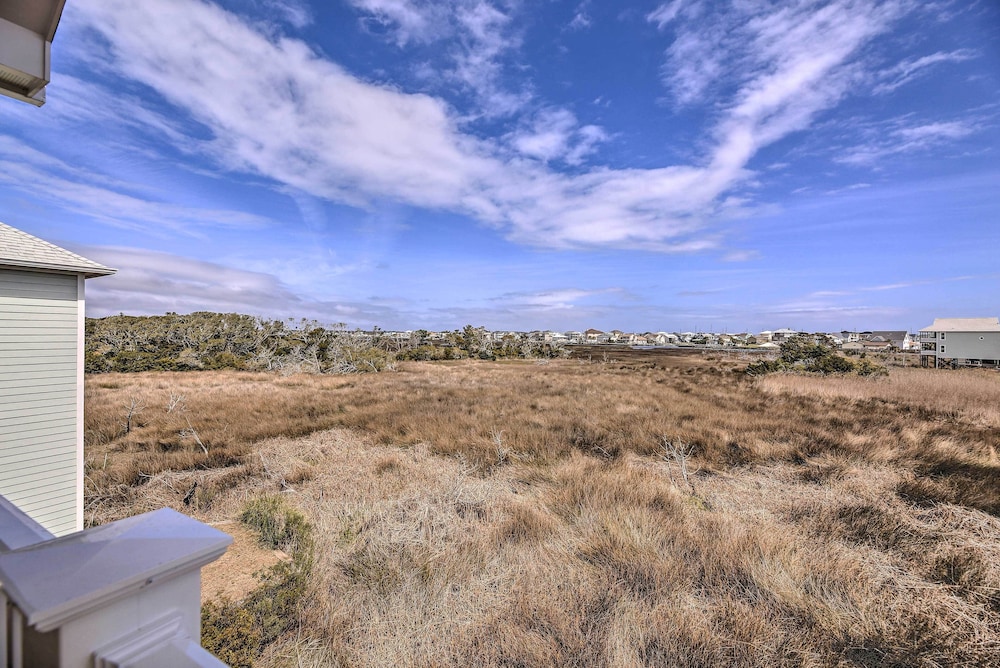'the Tipsy Flamingo' ~ Incredible Salt Marsh Views view 2