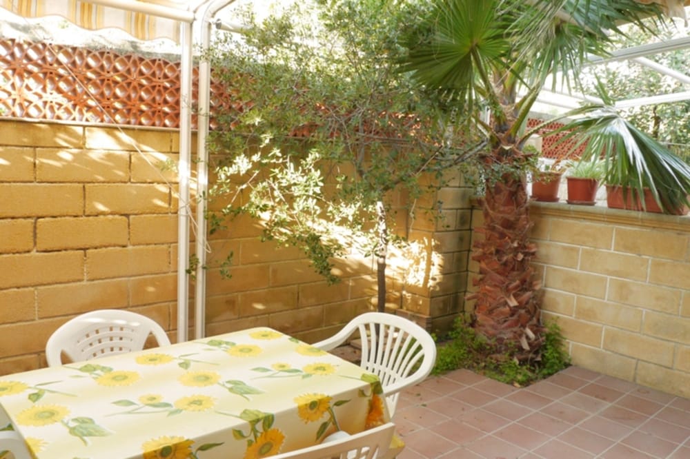 Charming Villa for 6 Guests Baia Verde Gallipoli