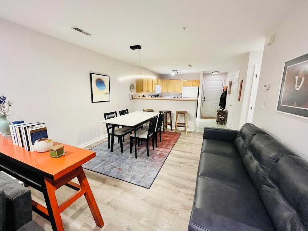 Sanibel Circle 3700 # 3702